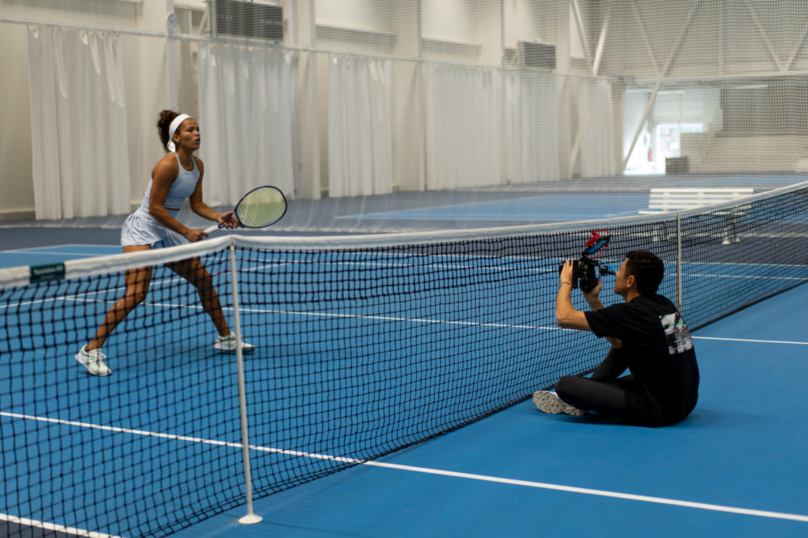 Jacquet soutient la joueuse de tennis Naima Karamoko – tournage vidéo